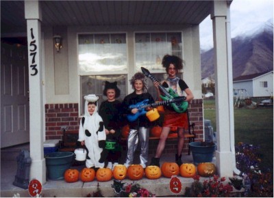 Kay & Karla's Kids - Halloween 2004